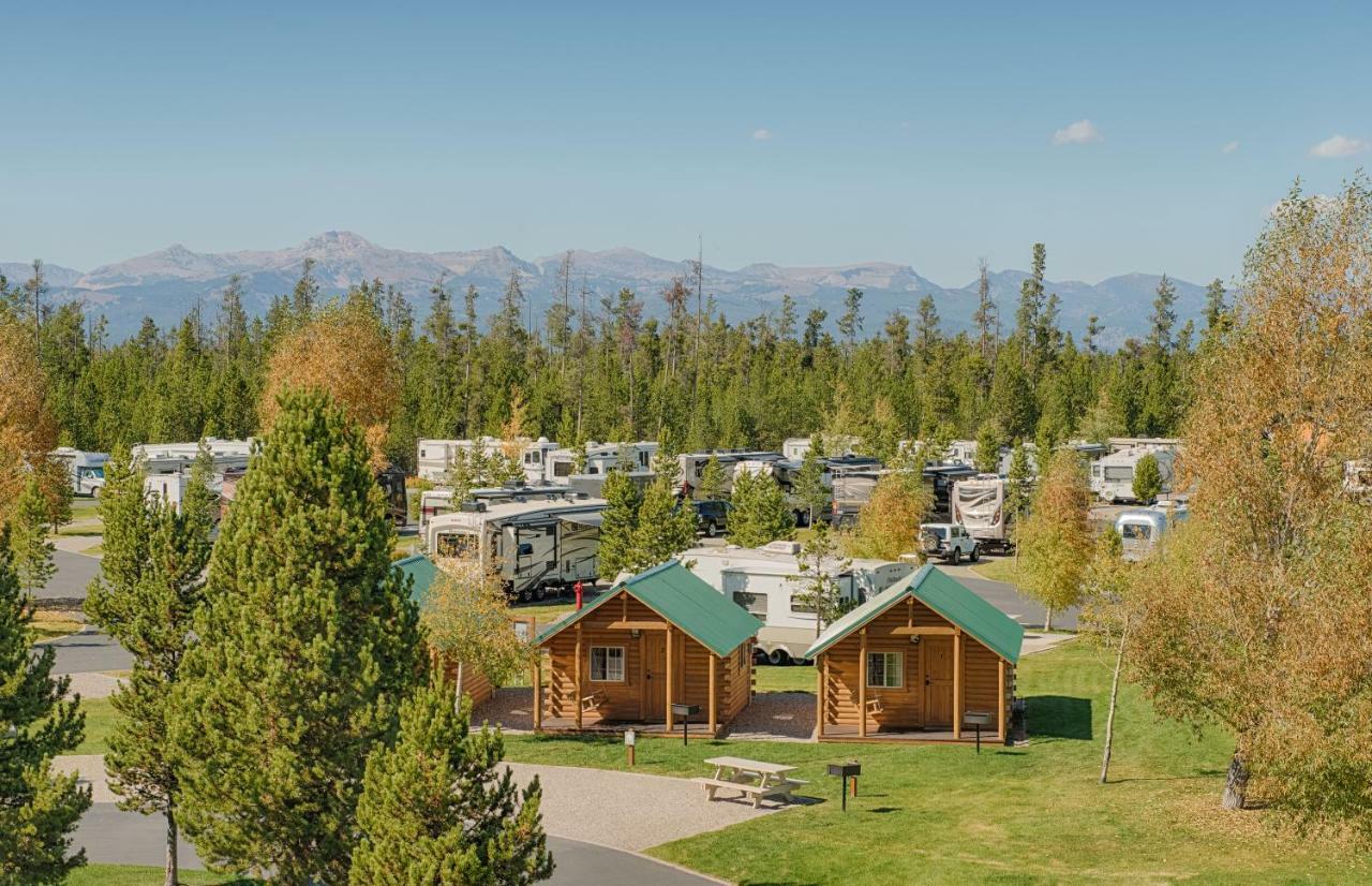 Yellowstone Grizzly Rv Park And Cabins Villa West Yellowstone Exteriör bild