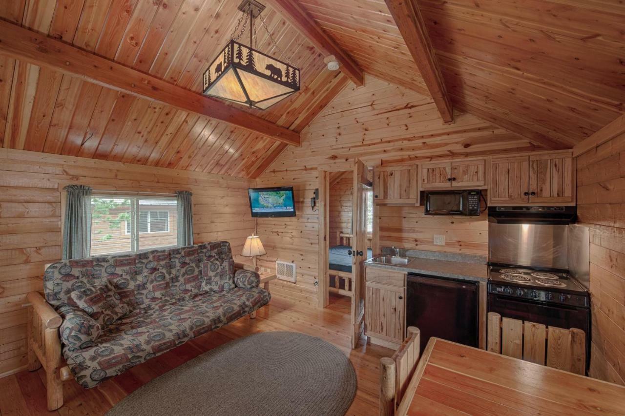 Yellowstone Grizzly Rv Park And Cabins Villa West Yellowstone Exteriör bild